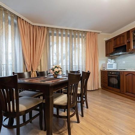 Vazov Residence , Two Bedroom Top Centre Apartment Varna Exterior foto